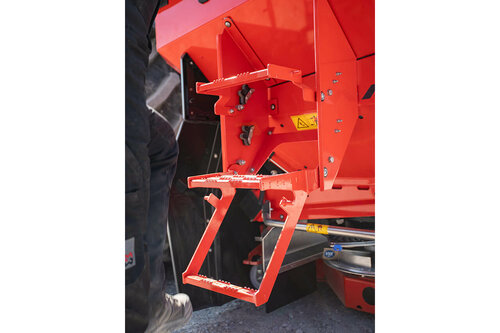 Выдвижная и складывающаяся лестница